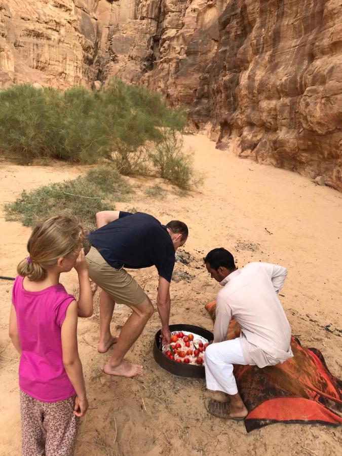 Wadi Rum Desert Secret Camp ワディ ・ラム エクステリア 写真