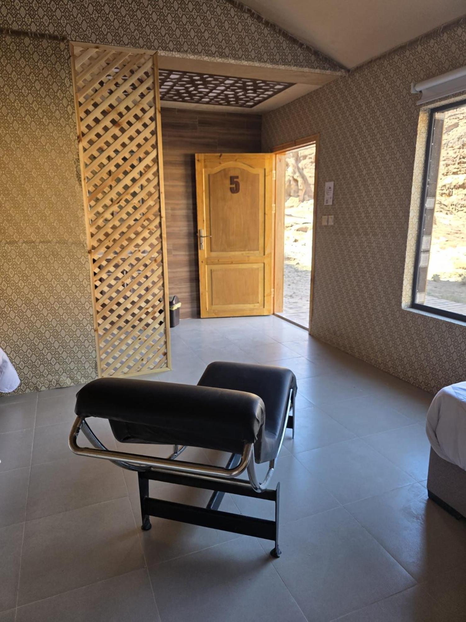 Wadi Rum Desert Secret Camp ワディ ・ラム エクステリア 写真