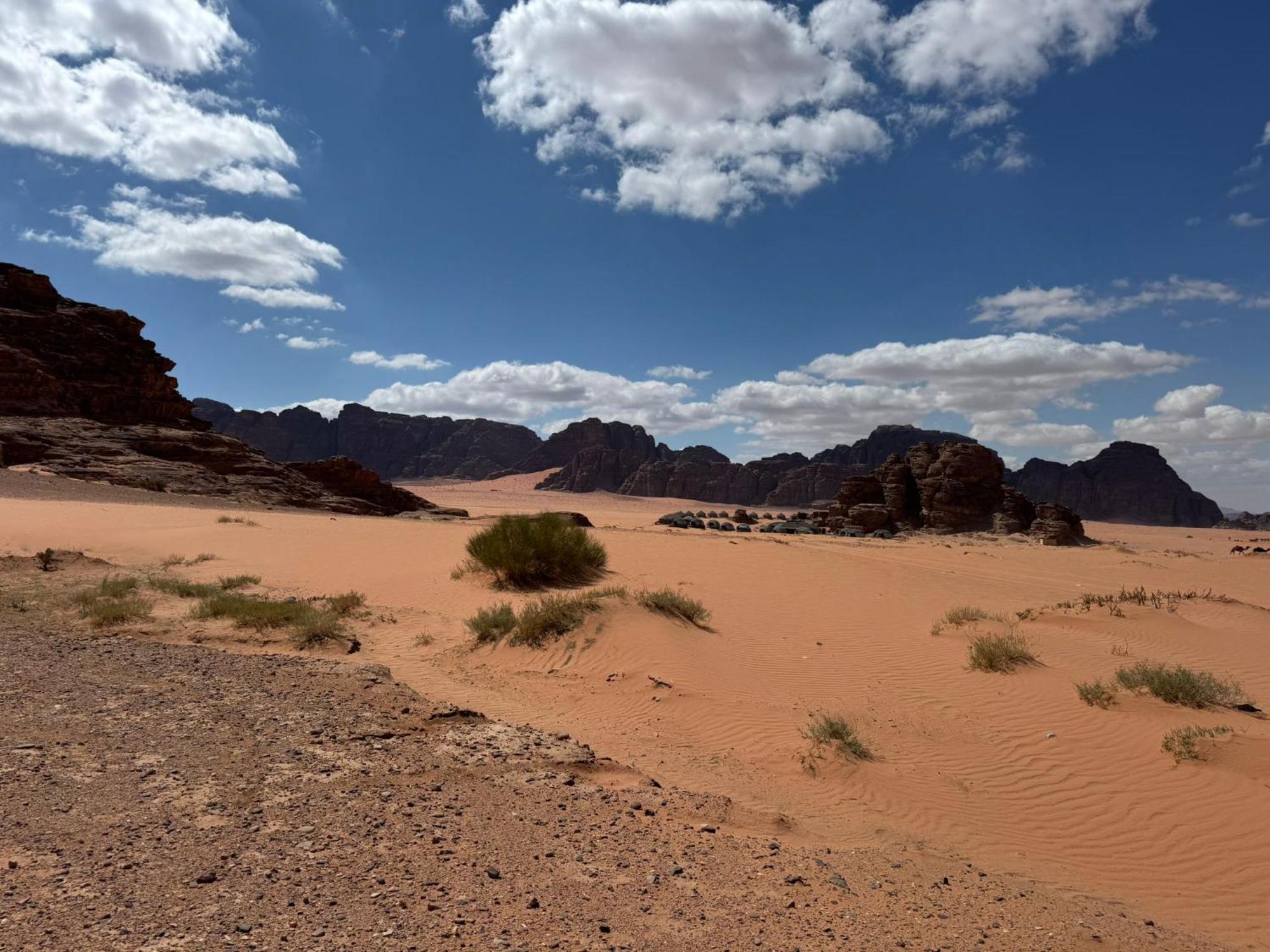 Wadi Rum Desert Secret Camp ワディ ・ラム エクステリア 写真