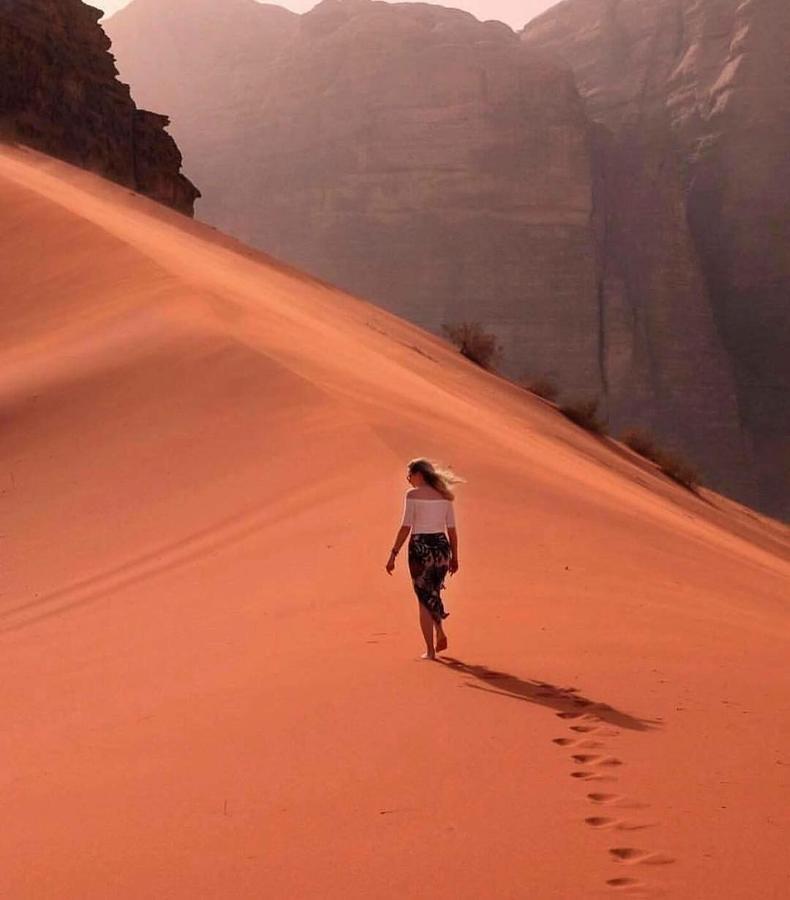 Wadi Rum Desert Secret Camp ワディ ・ラム エクステリア 写真